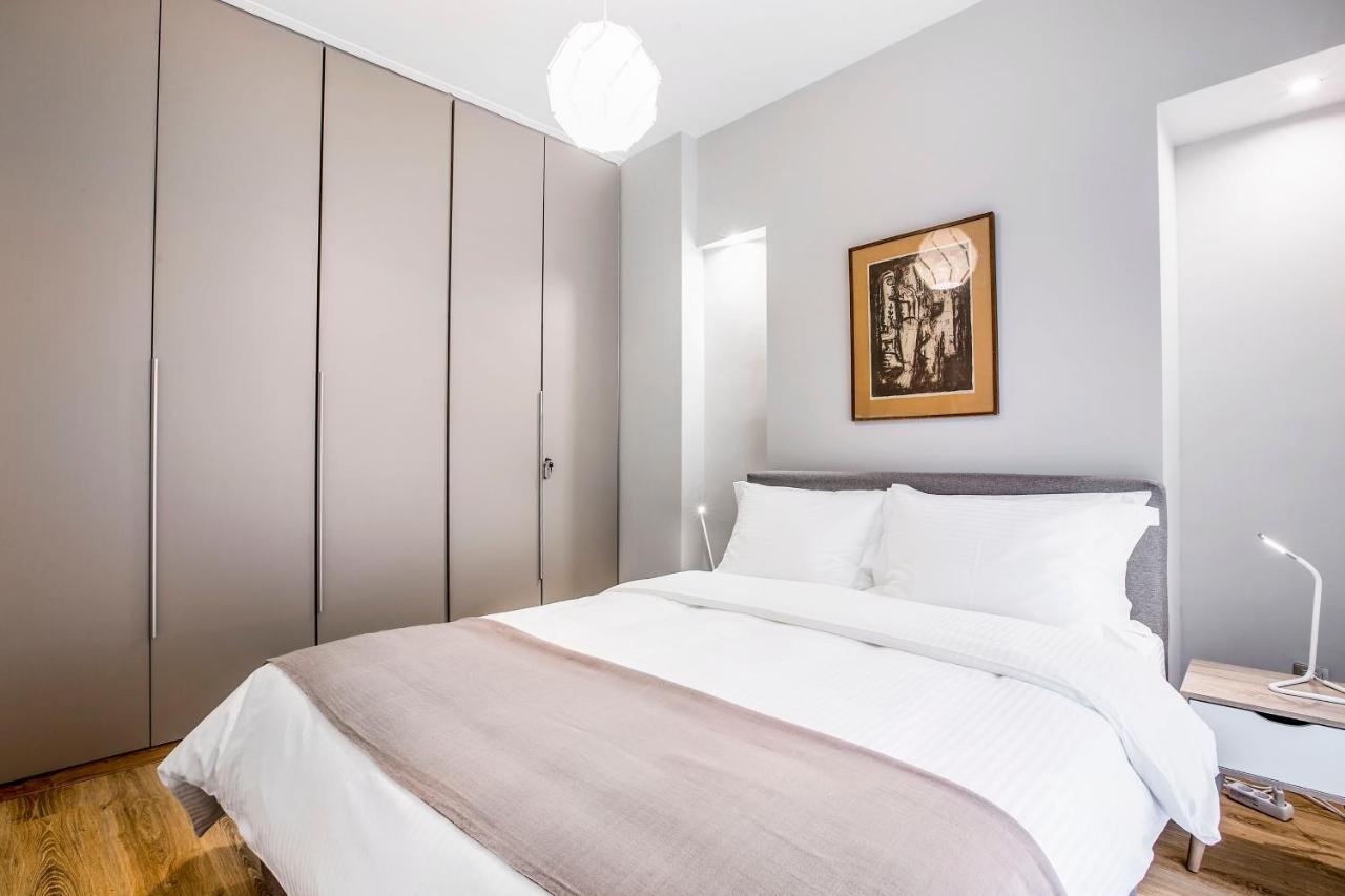Modern Flat In The Grounds Of Acropolis Monuments -Armonia- Apartment Athena Bagian luar foto