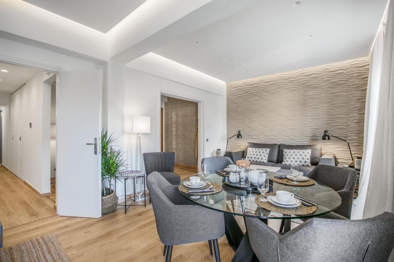Modern Flat In The Grounds Of Acropolis Monuments -Armonia- Apartment Athena Bagian luar foto