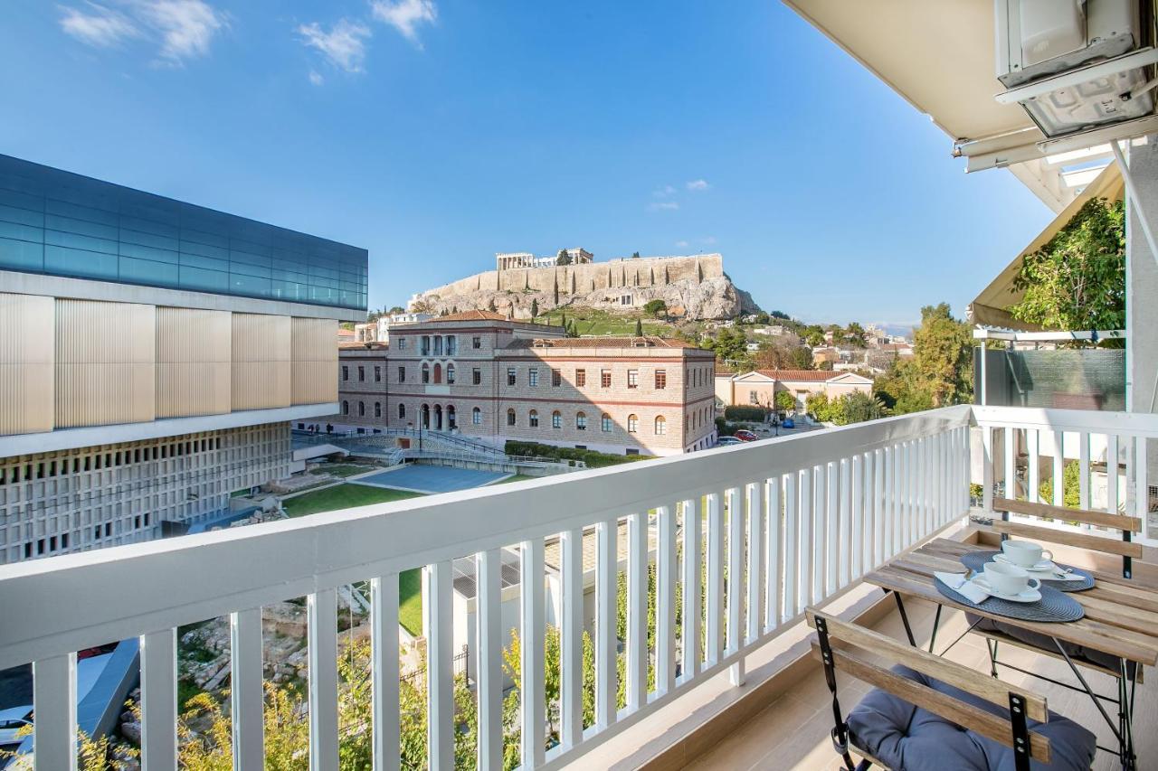 Modern Flat In The Grounds Of Acropolis Monuments -Armonia- Apartment Athena Bagian luar foto