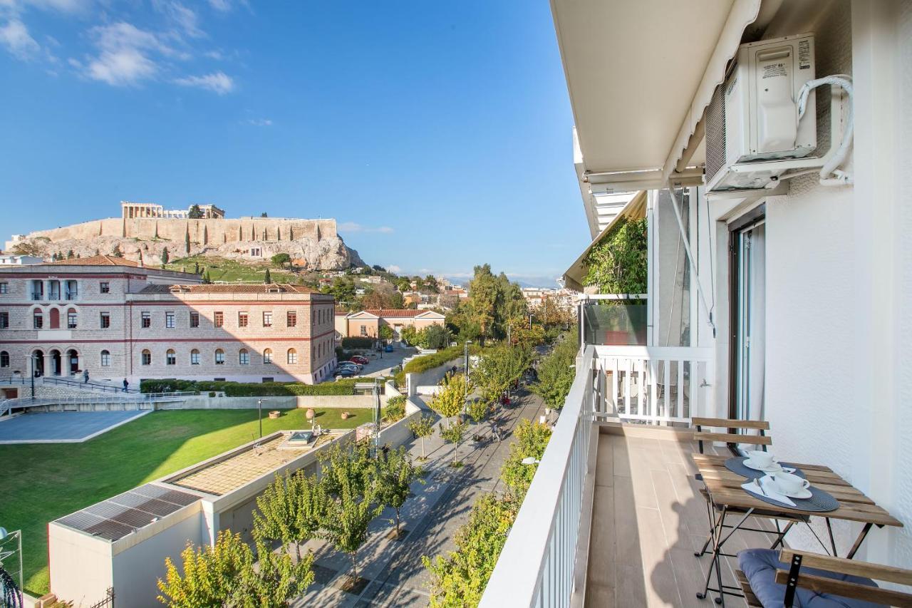 Modern Flat In The Grounds Of Acropolis Monuments -Armonia- Apartment Athena Bagian luar foto
